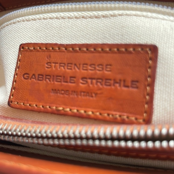 Gabrielle strehle tan leather woven shoulder or handbag. Very gently used - Picture 3 of 11